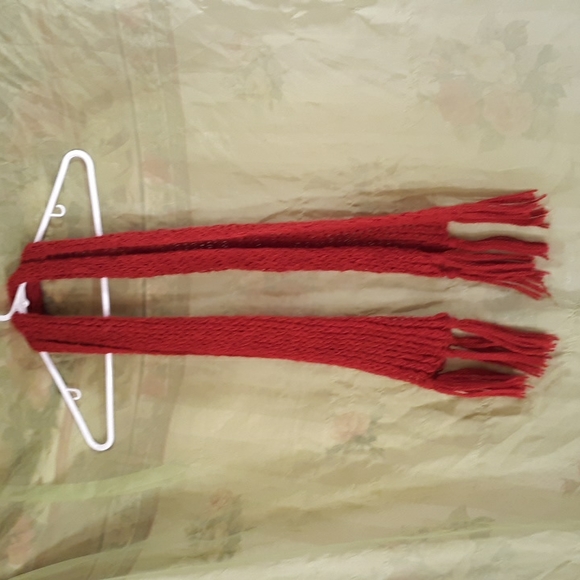 Scarf - Picture 1 of 4